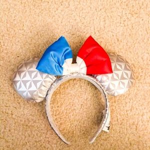 Epcot France Pavilion Minnie Mouse Ears!